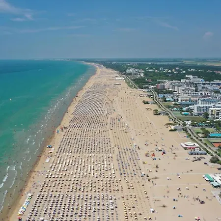 Comfortable Flat Next To The - Beahost * Bibione